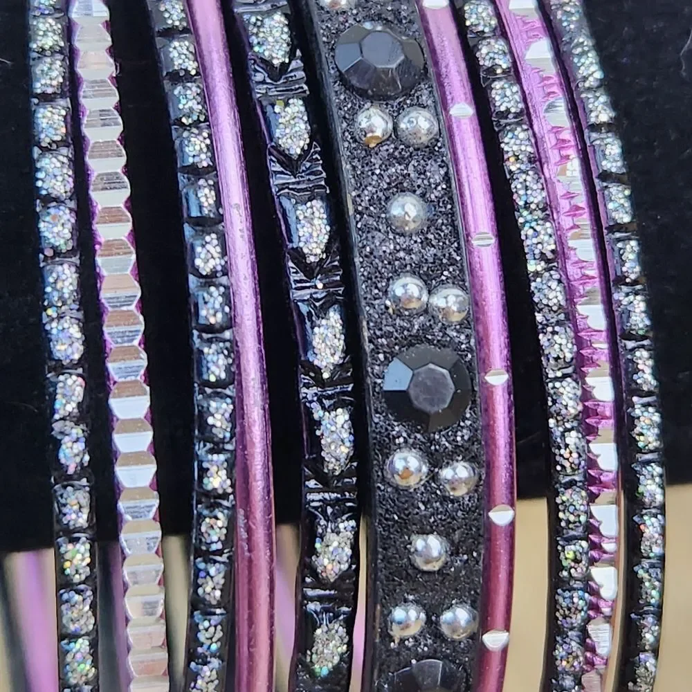 💜Hot Pink & Black 10-Piece Stackable Metal Bangle Bracelet Set - Picture 5 of 6